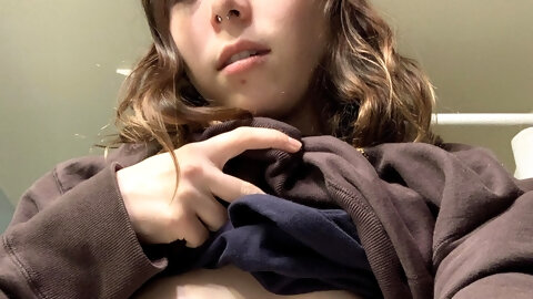 hey to anyone sorting by recent 😘