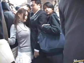 It's peak hour and the bus is crowded...